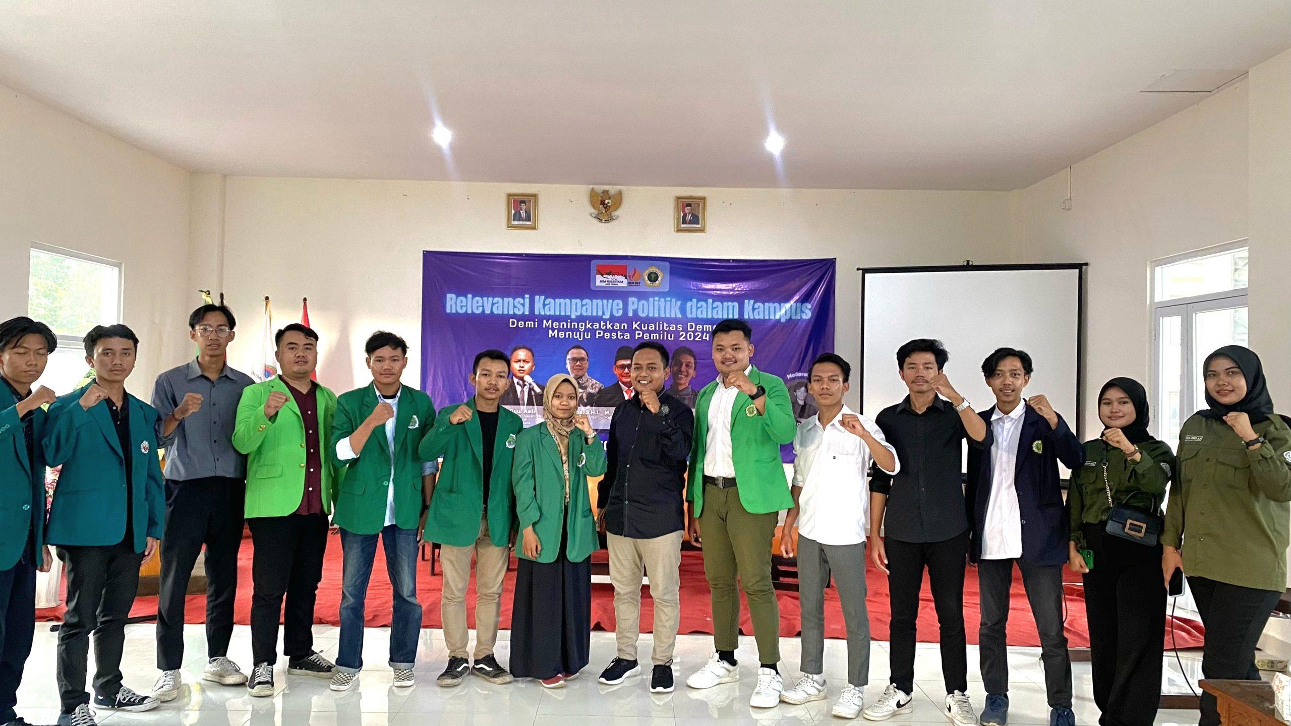 Aliansi BEM Nusantara Daerah Jawa Tengah sedang deklarasi pemilu damai.