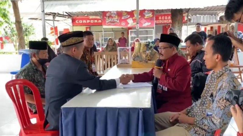 Napi berinisial HM mengucap akad di Lapas Semarang. (istimewa)