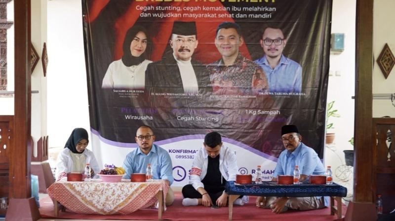 Dari kanan, Agung Widyantoro, Alfreno Kautsar Ramadhan, dokter Dewa Taruna Nugraha, dan Salsabila Nur Syifa dalam acara Bantu Negeri. (Istimewa)