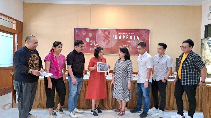 Pengurus Ikapesta menggelar konferensi pers pameran wedding 2024. (baihaqi/jatengtoday.com)