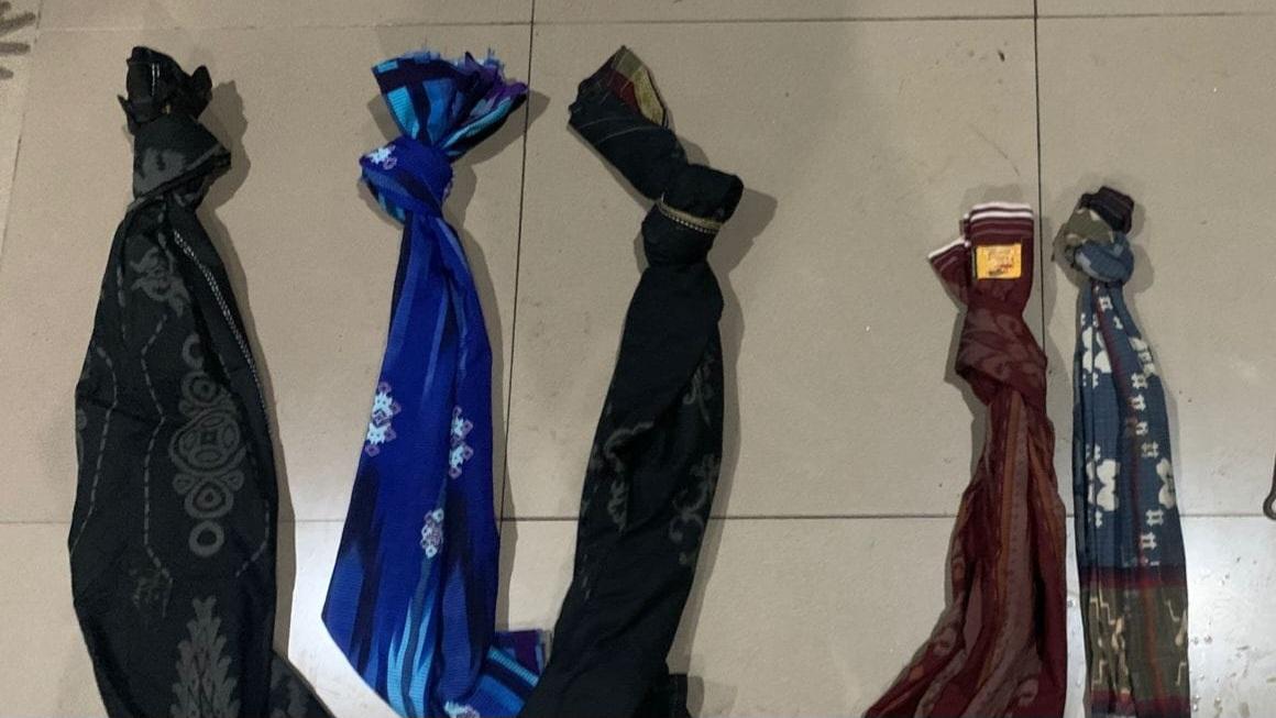 Barang bukti sarung yang digunakan remaja untuk melakukan perang sarung. (istimewa)