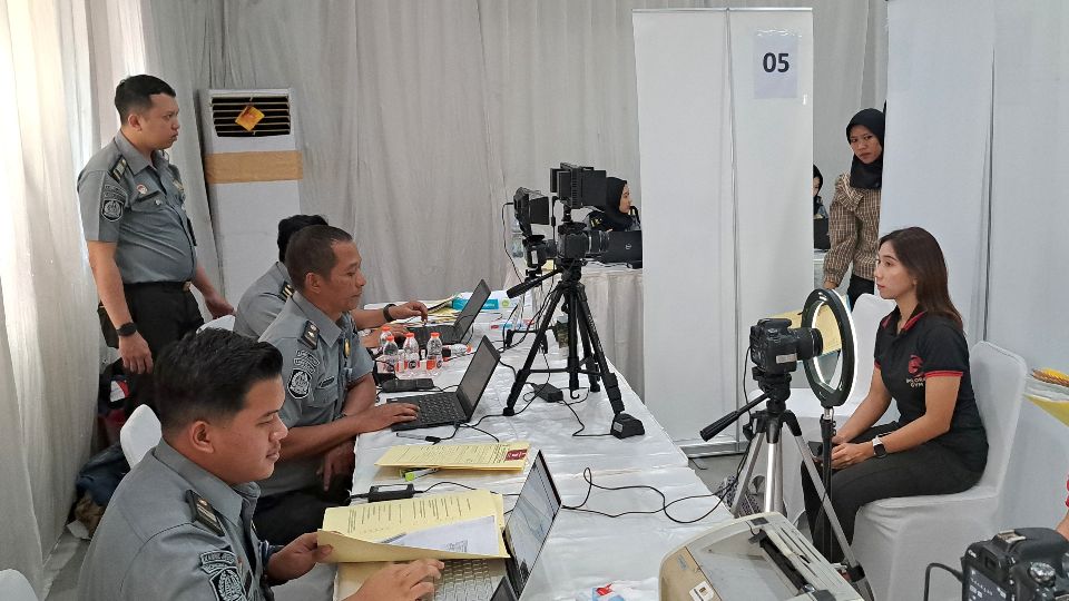 Imigrasi se-Jateng membuka layanan pengurusan paspor di Gedung Weeskamer. (baihaqi/jatengtoday.com)