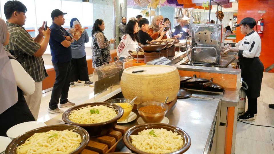 Ilustrasi. Sajian menu buka bersama Ngabuburit Asyiik di Harris Hotel Semarang. (istimewa)