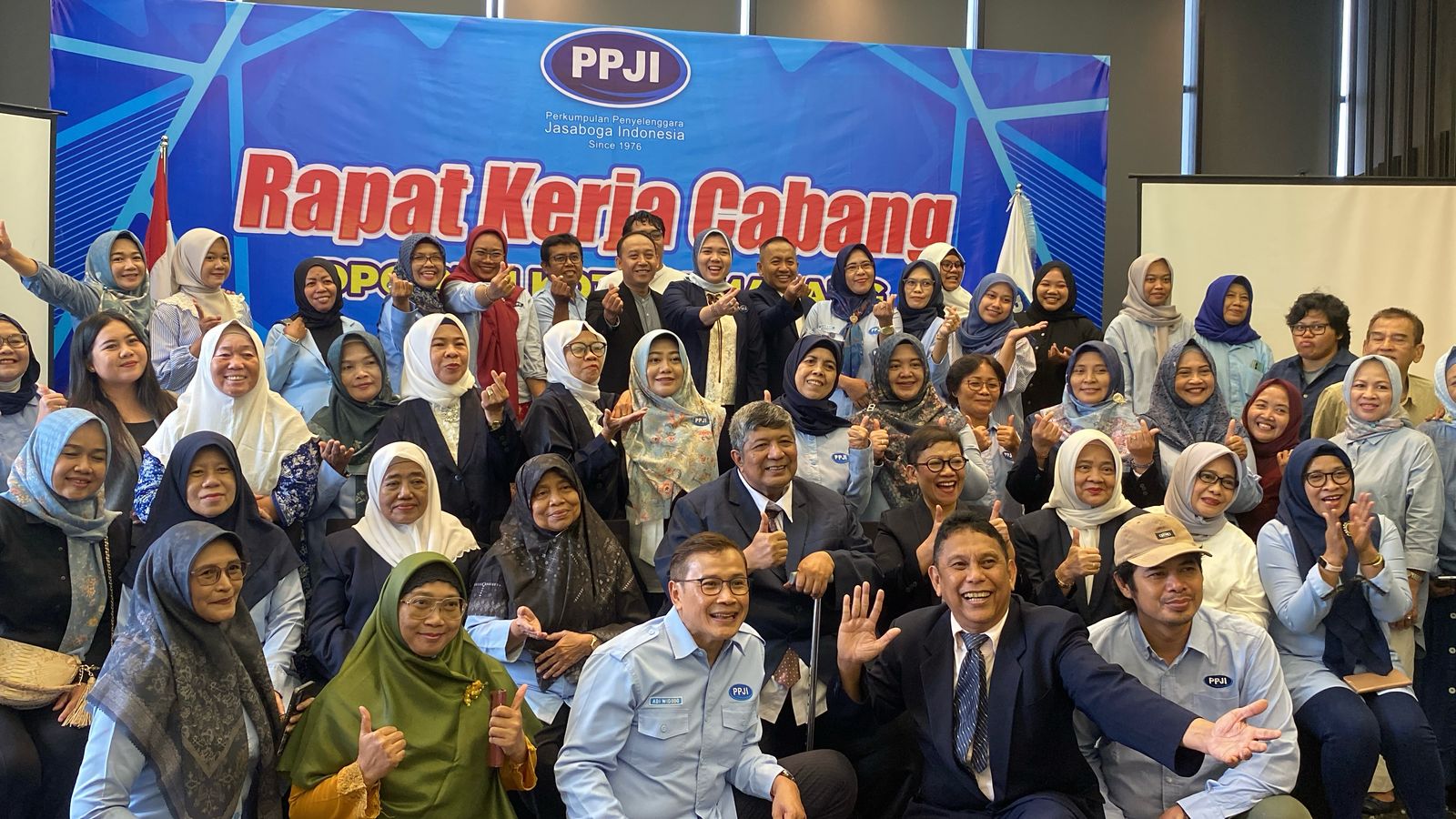 Pengurus dan anggota PPJI Kota Semarang usai rapat kerja cabang (rakercab) di Hotel Aruss Semarang. (istimewa)